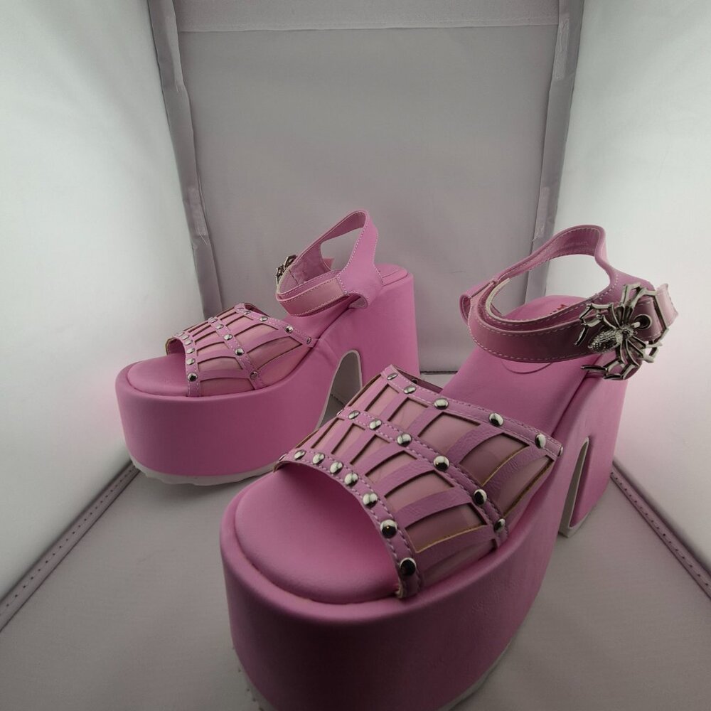 Demonia Camel - 17 Platform 5" Heels